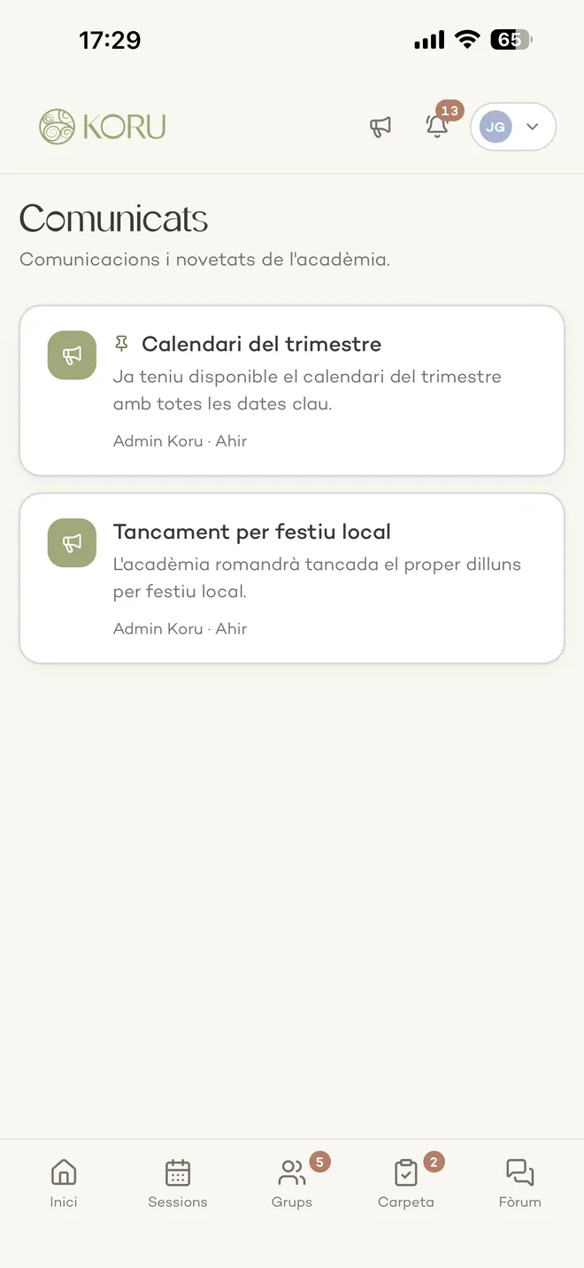 Pantalla de comunicats de l’app Koru amb els avisos de l’acadèmia